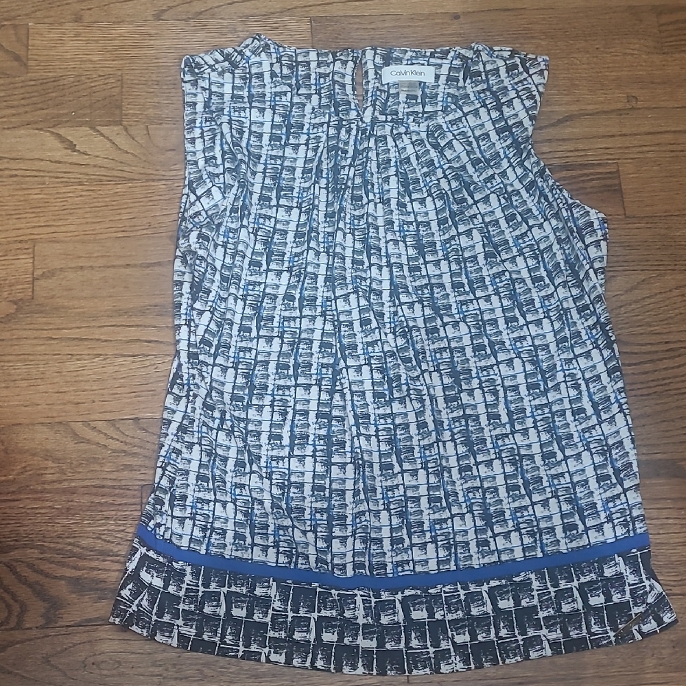 Calvin Klein Blue and White Pleated Sleeveless Blouse Size Petite Medium